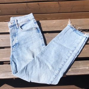 Old Navy Sky High Straight Distressed Jeans - 0